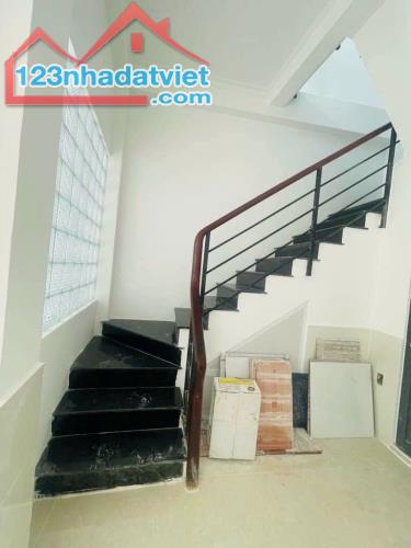 BÁN NHÀ MẶT TIỀN PHAN VĂN TRỊ 2 TẦNG GIÁ CHỈ 3.5 TỶ - 2