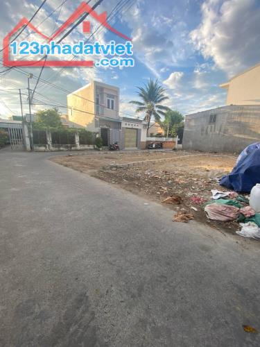Bán lô đất hẻm 24 Lương Định Của phường Ngọc Hiệp , tp Nha Trang