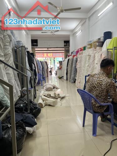 Bán nhà MTKD đường Lê Văn Phan,Tân Phú khu chợ vải Sầm Uất 84m2, 1 trệt, 1 lầu giá rẻ - 3