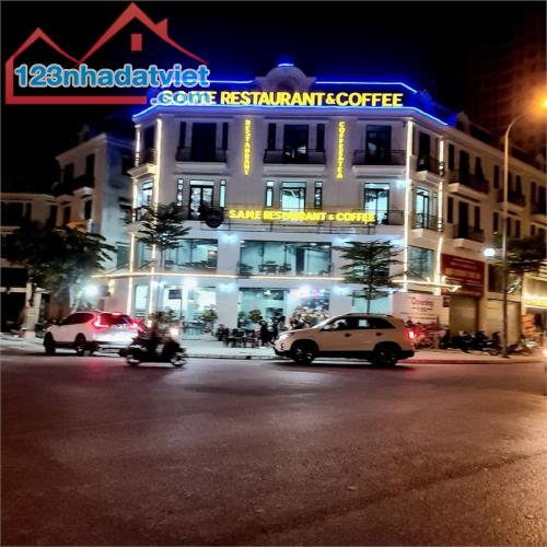 Bán nhà 5 tầng tại trung tâm phường Trâu Quỳ, quận Gia Lâm, Hà Nội. 90m2 6x15. Lh - 3