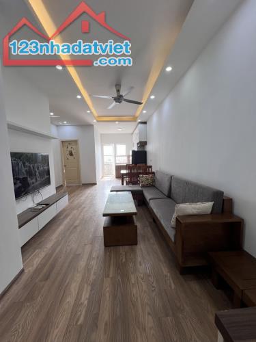 Cho thuê chung cư  HH Linh Đàm, 70m, 2 PN full đồ, decor đẹp, sạch sẽ, 8 triệu, ở ngay