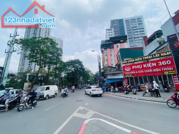 Bán Gấp Mặt Phố Minh Khai - Giá Đầu Tư - Xây Toà Nhà. View ngã tư. DT 148m2 x 2 T. MT 6,8m