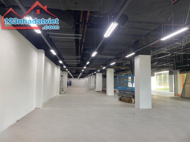 Cho thuê 1000m2 sàn thương mại mặt phố Tây Sơn quận Đống Đa - 1