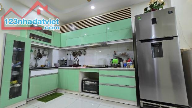 Nhà Điện Biên Phủ quận 3 DT 50m2 - 3