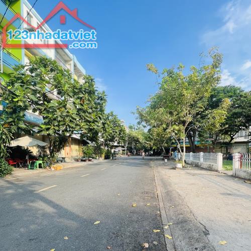 Bán Nhà MT kinh doanh, gần coopmart Phú Lâm, 4 tầng, 4 x 14, giá 9.x tỷ