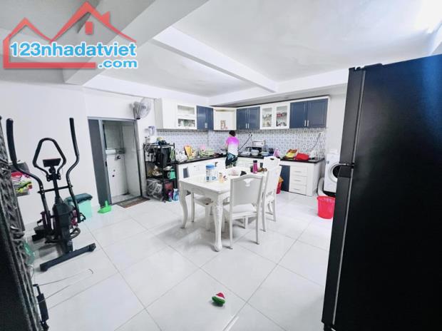 Bán nhà HXH Huỳnh Văn Bánh, P13, Phú Nhuận, 54m2, 3 tầng, giá rẻ. - 1