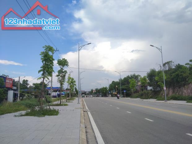 👍Đất Mặt Tiền TT Thành Phố View Công Viên -Đường Đồng Khởi Mặt Tiền Đối Diện Nhà Hàng Mây - 2