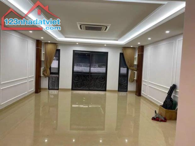 Bán Nhà Yên Sở 48m²*4Tầng, Lô gốc 2 thoáng, Cách đường Ôtô tránh 30m có bãi để chỉ 3,15 tỷ - 3