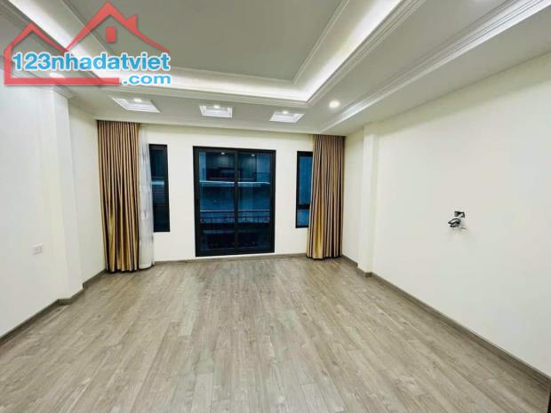 Bán Nhà Yên Sở 48m²*4Tầng, Lô gốc 2 thoáng, Cách đường Ôtô tránh 30m có bãi để chỉ 3,15 tỷ - 4