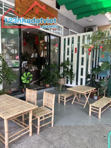 Sang Quán Cafe - Tea flower DECOR ĐẸP đang hoạt động ổn định, 2 mặt tiền khu dân - 4