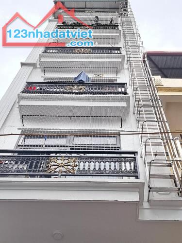 SIÊU PHẨM, CCMN ĐẠI MỖ 45M X 6T, THANG MÁY, Ô TÔ- 9P KHÉP KÍN-  NGÕ THÔNG TỨ TUNG HƠN 7 TỶ