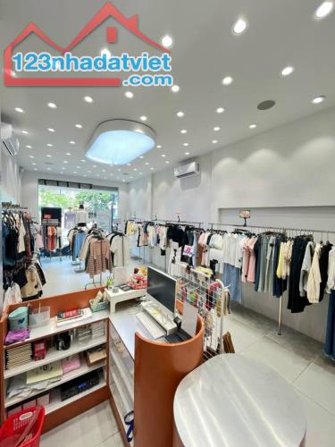 Sang Shop thời trang nữ mặt tiền đường Lê Duẩn, Thanh Khê, Đà Nẵng - 2