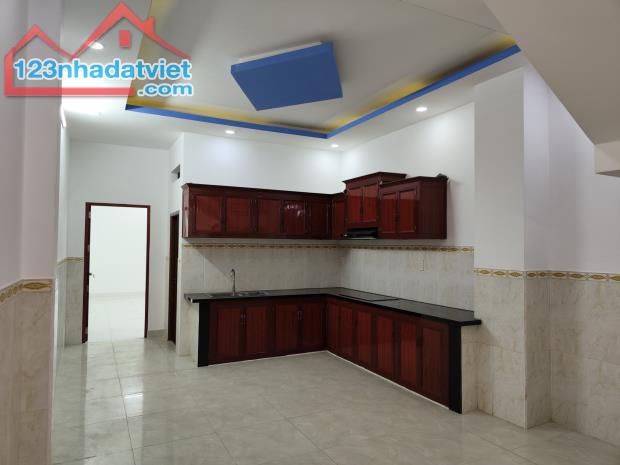 Gần Mặt Tiền, Hẻm Xe Hơi, 92m2, 2 Tầng, 4PN, Đường Lê Trọng Tấn, P. Sơn Kỳ, Tân Phú. - 1