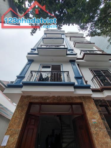 Nhà mới Trịnh Văn Bô kéo dài, lô goc, ô tô, 4 ngủ, giá 3.95 tỷ