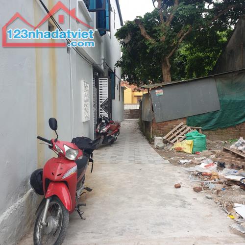 2 tỷ 200 có ngay khẩu Hà Nội. Liên hệ: 0963-834-581