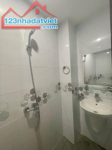 Bán nhà Phạm Văn Đồng, 34m2, phân lô, ô tô, nội thất chủ tặng,  nhỉnh 4tỷ. - 4