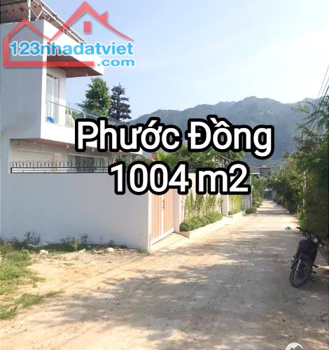 "Bán đất Phước Đồng, Nha Trang gần đường Thái Khang (cách 140m). Đường ô tô 4m.   - Khu dâ