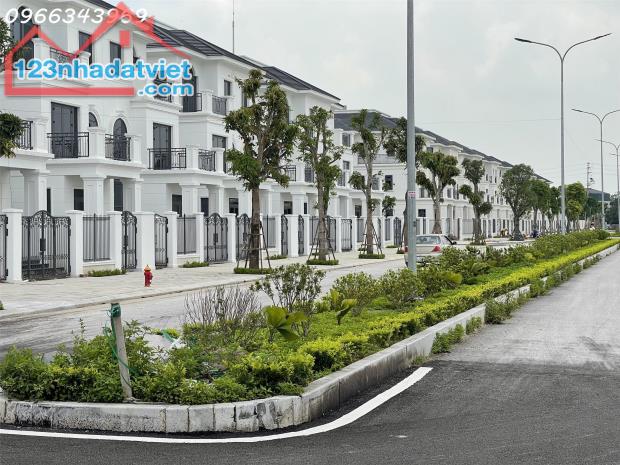 BIỆT THỰ ĐẠI LỘ NAM SÔNG MÃ - CENTRAL RIVERSIDE. CHIẾT KHẤU 30% + 4%. LÃI 0% ÂN HẠN GỐC - 4