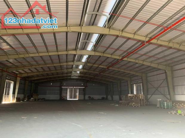 Cho thuê 6.200m2 Đất + Xưởng PCCC tự động ,  Phường Tân Định Bến Cát Giá : 245 triệu