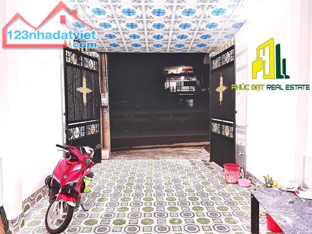 Bán nhà 100m2 mặt tiền kinh doanh Nguyễn Văn Lung,đường xe tải, gần Cty Pouchen P. Hóa An