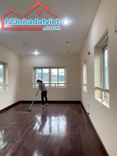 Bán Nhà Chính Chủ Lê Trọng Tấn Thanh Xuân 38m Ô Tô Đỗ - 2
