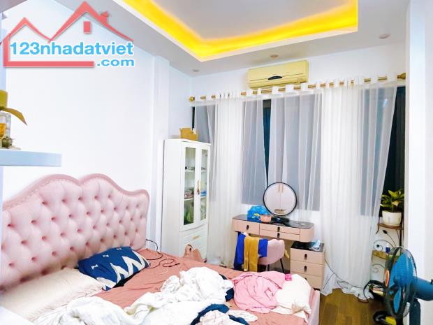 CHÍNH CHỦ BÁN NHÀ TRƯƠNG ĐỊNH 35m 4 TẦNG CÁNH MẶT PHỐ 30m  NHỈNH 5 Ty - 2