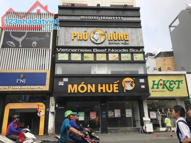 Bán nhà mặt phố Hàng Cháo, Đống Đa. Dt 148 m2 x 3T x Mt 8m. Ô Tô KD VP xây toà Building.