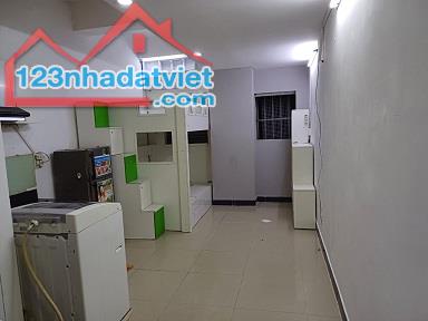 Cho thuê Căn hộ 22m2 đường Tân Hương, quận Tân Phú - 2