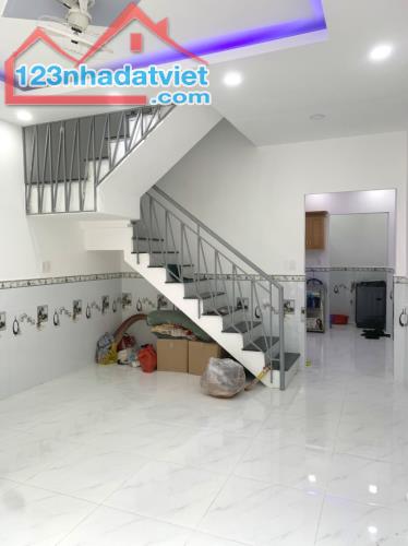 Bán nhà đẹp, Tân Chánh Hiệp 07, quận 12, 2 tầng, 40m2, HXH, chỉ 3.65 tỷ. - 2