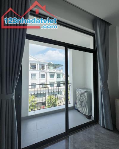 Cho thuê căn hộ 1 ngủ siêu xinh tại Vinhomes Marina, giá 8tr - 2