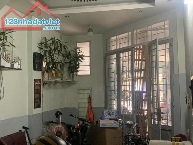 BÁN NHÀ MẶT TIỀN M2 ĐƯỜNG SỐ 17 CHỢ TÂN QUY· QUẬN 7 - NHỈNH 14 TỶ TL. - 1