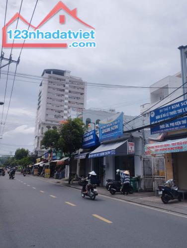 Bán Toà CHDV MT Lê Văn Lương, P Tân Quy, 7 Tầng, 35 Phòng Cao Cấp, Chỉ 72 Tỷ.
