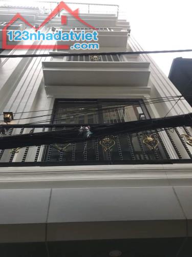 Cho thuê nhà ngõ 521 phố Trương Định Hoàng Mai 35m x 5 tầng, giá 14tr/tháng