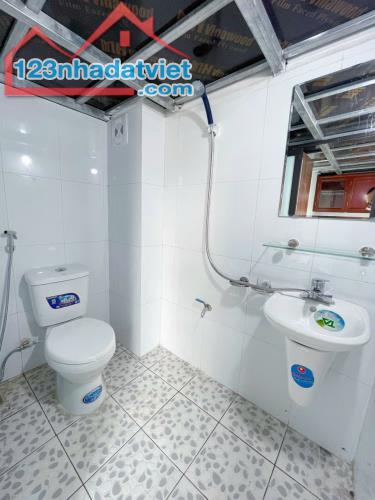 BÁN NHÀ 120M2  11 t ầng Phùng Hưng  H à Đông, ĐANG CHO Thầu 2.5 tỷ/ năm. - 4