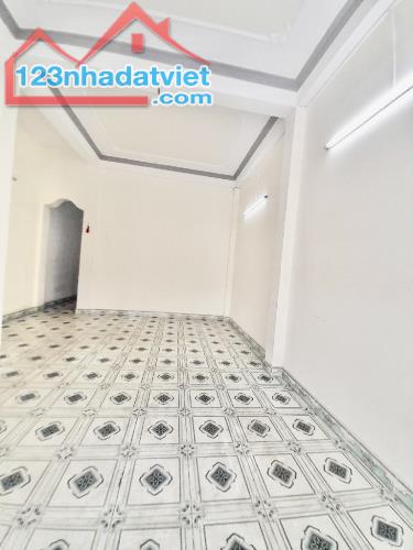 BÁN NHÀ MẶT TIỀN LÊ VĂN QUỚI, 5x19M, GIÁP TÂN PHÚ BUÔN BÁN TẤP NẬP - 3