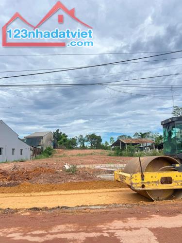 Bán đất 102m2 Mặt tiền đường Huyền Trân Công Chúa, phường Thuỷ Biểu, TP Huế