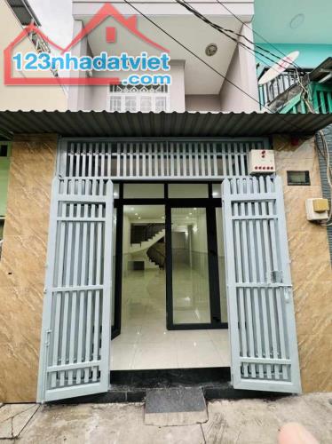 TÂN PHÚ – XE HƠI ĐỖ CỬA 60M2, 2 TẦNG Ở NGAY, SỔ A4,, 3PN GIÁ RẺ CHỈ 4,X TỶ.