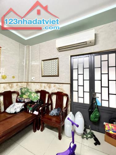 MẶT TIỀN TÂN PHÚ - KINH DOANH ĐỈNH, GIÁP Q11 - 52M2 SỔ HOÀN CÔNG - CHỈ 6 TỶ 4. - 3