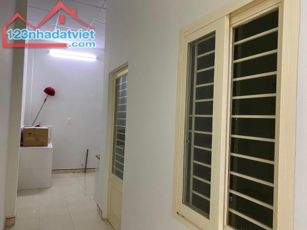 Bán nhà Bình Tân, đường Tỉnh Lộ 10, 52m2 (4,5x11,7m), hẻm 3m, nhỉnh 3 tỷ
