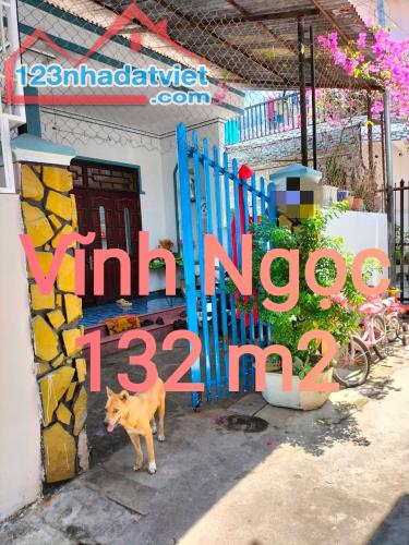 Bán nhà Vĩnh Ngọc, Nha Trang. Đi vào hẻm đường Lương Định Của chỉ hơn 250m.  - Đường ô tô