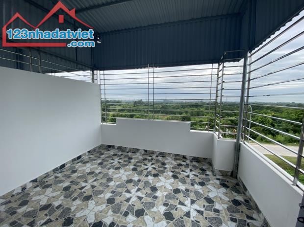 5 tầng-ngõ thông, oto qua cửa. 40m2-3PN. Gần UBND phường Biên Giang. 500m QL6. 2,95 tỷ - 4