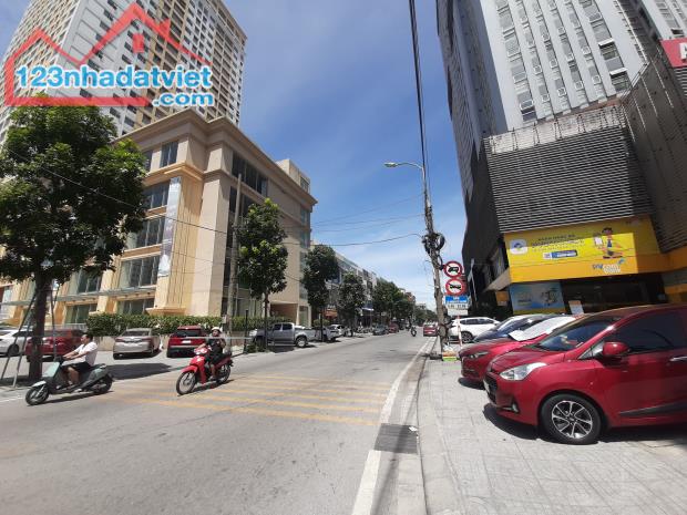 Cho thuê mặt bằng tầng 1 thương mại chân tòa chung cư T&T góc mặt đường Quang Trung và góc - 2