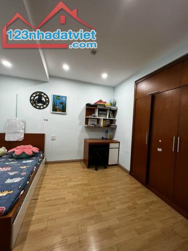 Cần bán căn hộ 103 m2 tại tòa Trung Yên I 58 Trung Kính - 2