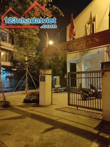 Chính Chủ Bán Nhà khu DV Đường Nguyễn Văn Lộc, Dt 50m 0969718626 - 3