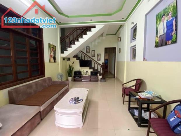 Bán nhà kiệt Võ Thị Sáu , Phú Hội thích hợp kinh doanh Homestay, Khách Sạn giá chỉ 7,5X Tỷ - 3