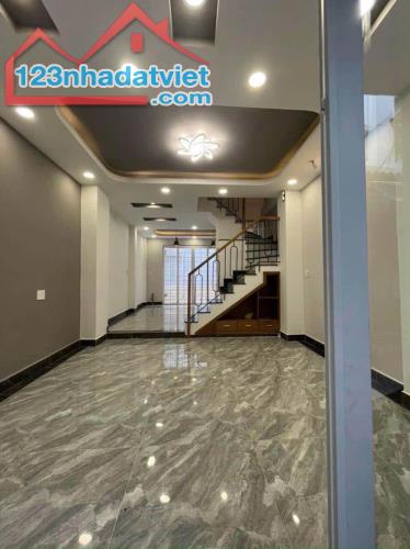 CẦN BÁN GẤP NHÀ 3 TẦNG, NGUYỄN SỸ SÁCH, TÂN BÌNH, 68M2, 5,1 TỶ