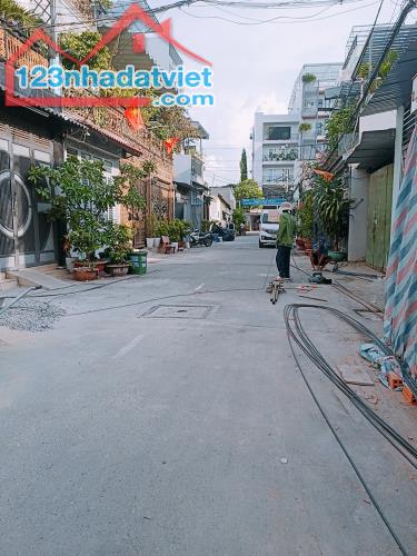 Bán nhà Trọ Hẻm Xe Tải Nhựa 8M gần Aeon Tân Phú BHH 82M2, cho thuê 12tr/th chỉ 5,55 Tỷ TL - 4