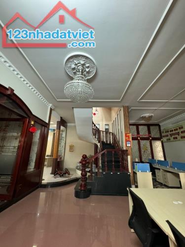 Bán nhà Mặt tiền Lý Thánh Tông, Tân Phú, 3 tầng, DT: 15x17M ( 256M2 ), 25,5 tỷ ( TL ) - 3