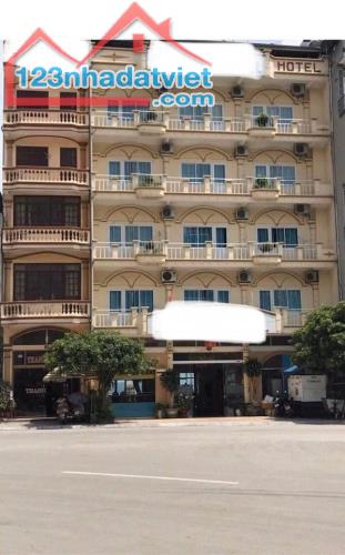bán căn Khách sạn 5 tầng tại mặt đường Hải Quân, Bãi Cháy, Hạ Long