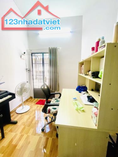 Ông anh bán nhà Chu Văn An, Bình Thạnh DTSD 40m2, 3 tầng, 2PN. - 2